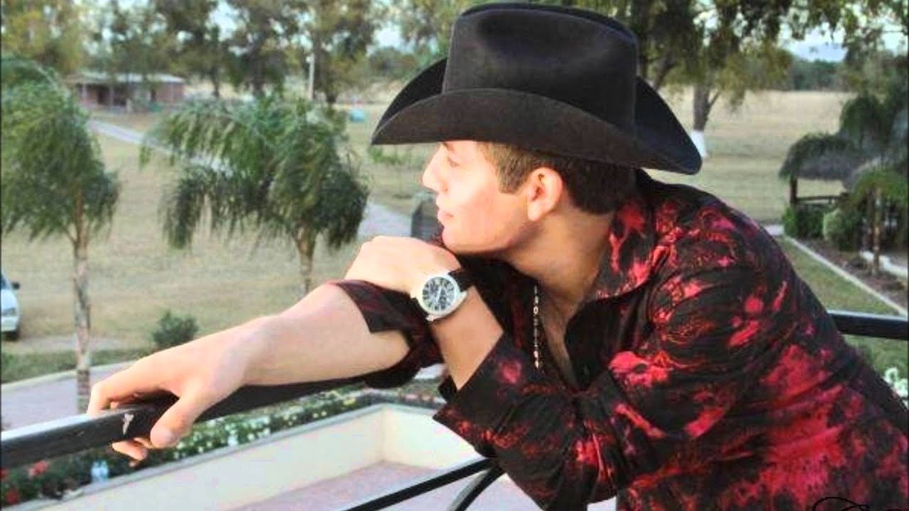 Un viaje musical al amor de 4 paredes con Remmy Valenzuela