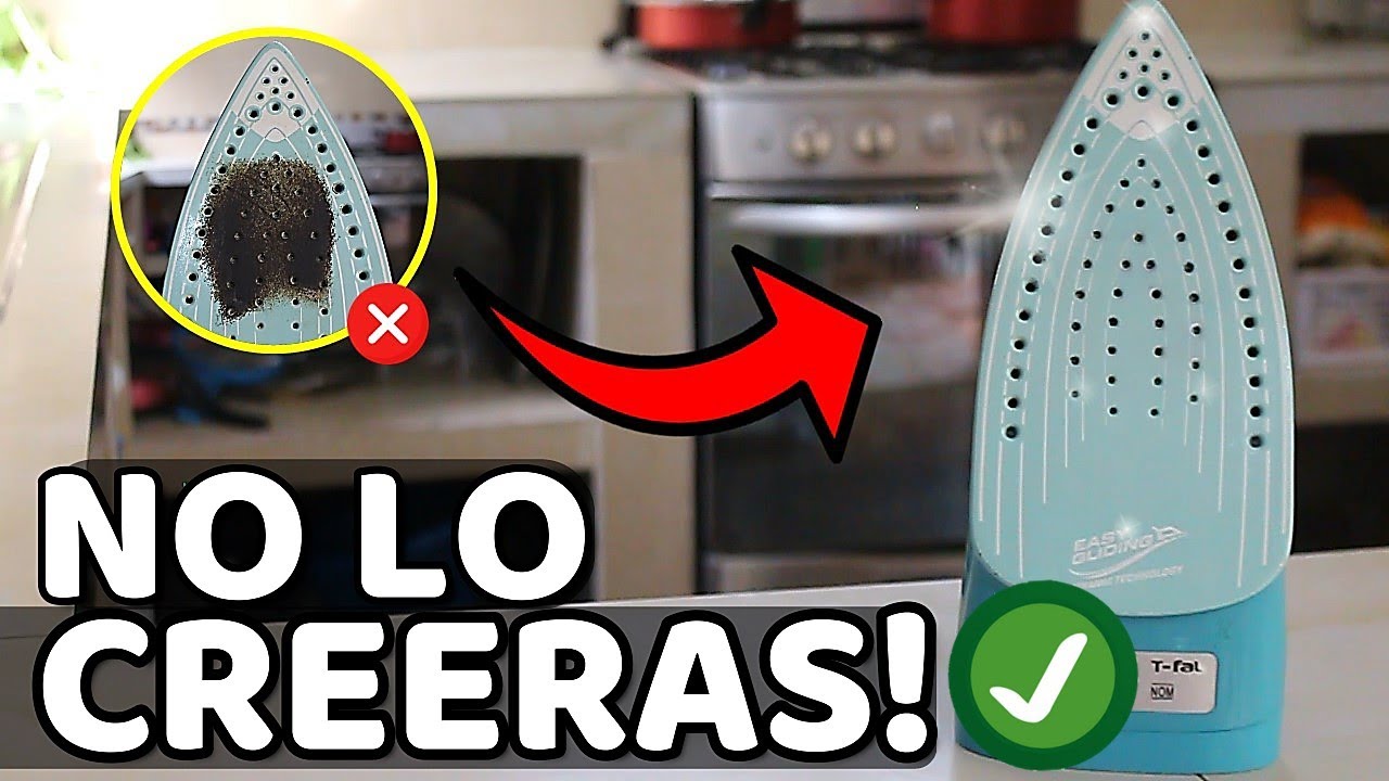 Cómo limpiar una plancha quemada utilizando una prenda de ropa