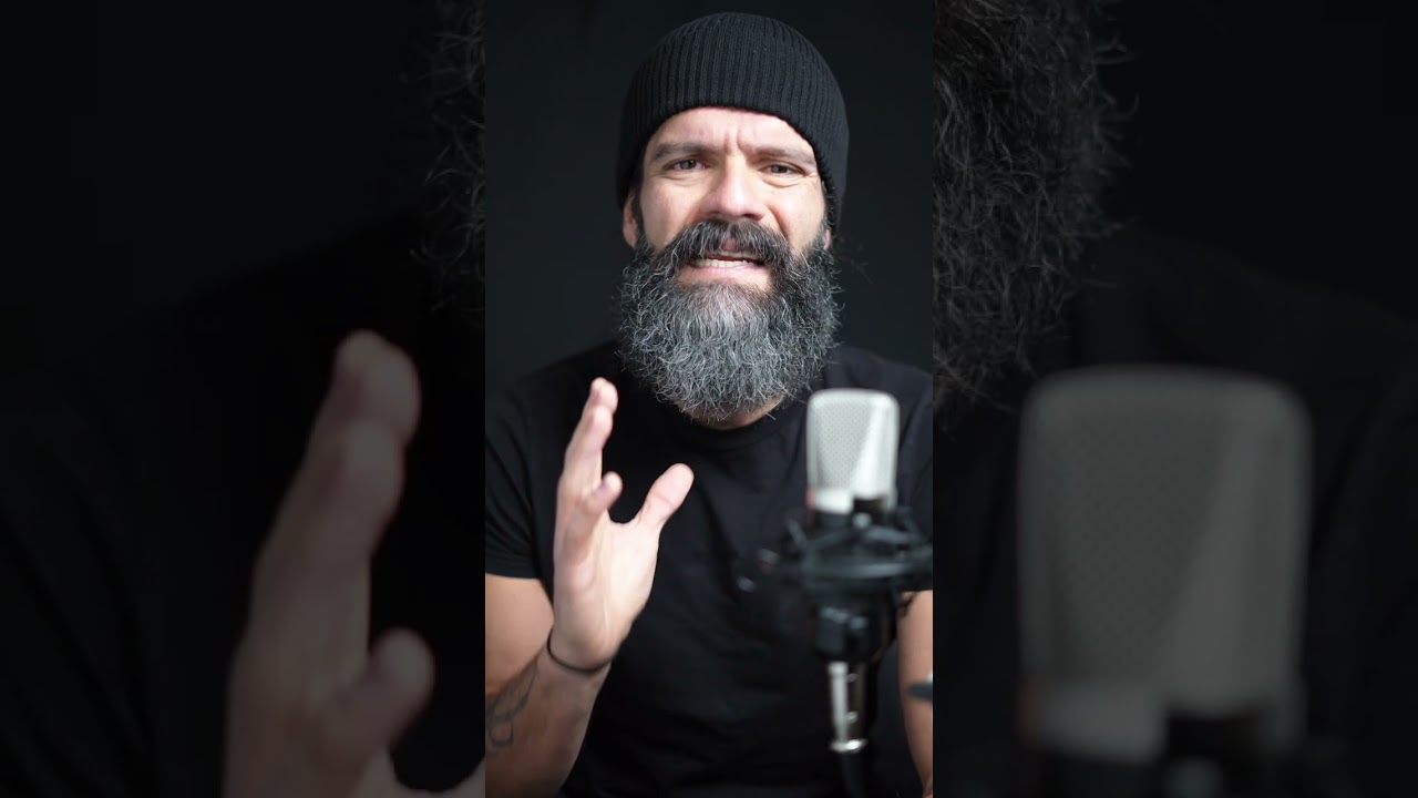 La frustración de no poder lograr una barba completa